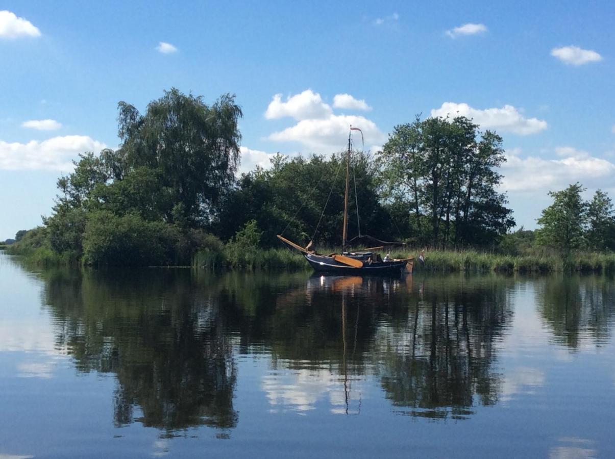 Het Waterhoentje Sint Jansklooster Exteriör bild