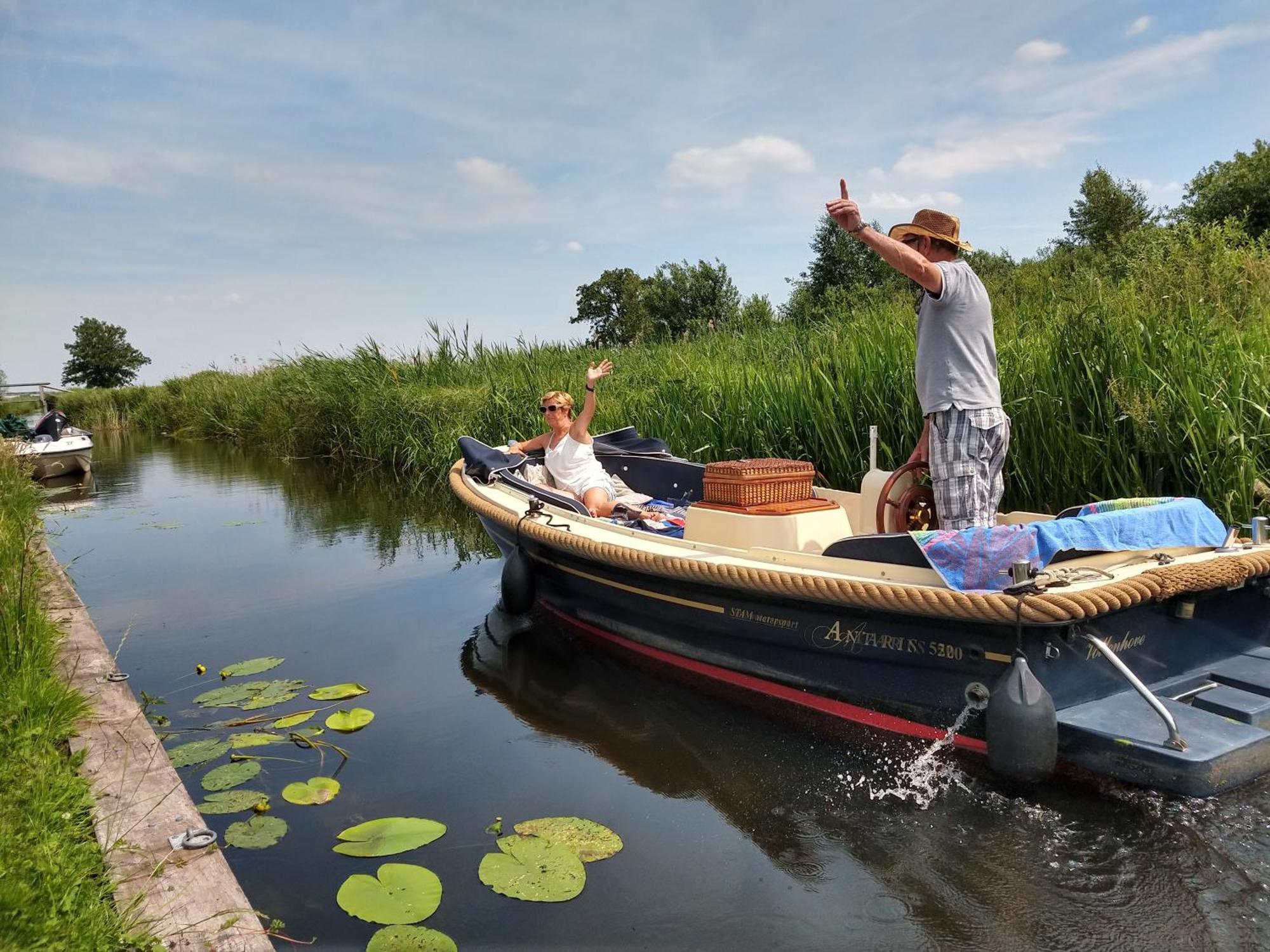 Het Waterhoentje Sint Jansklooster Exteriör bild