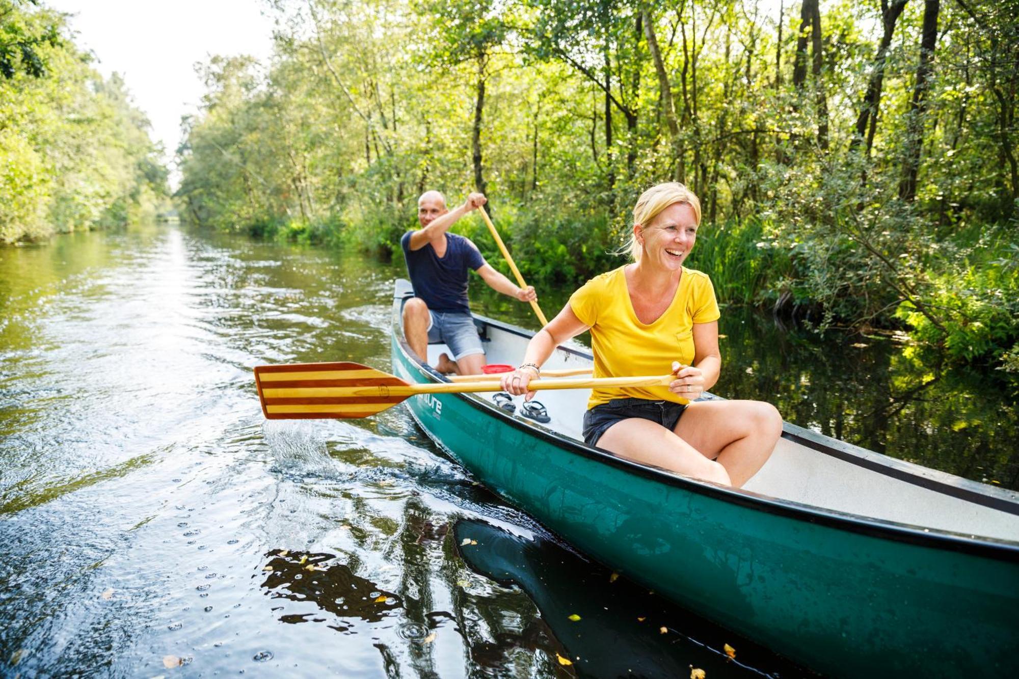 Het Waterhoentje Sint Jansklooster Exteriör bild